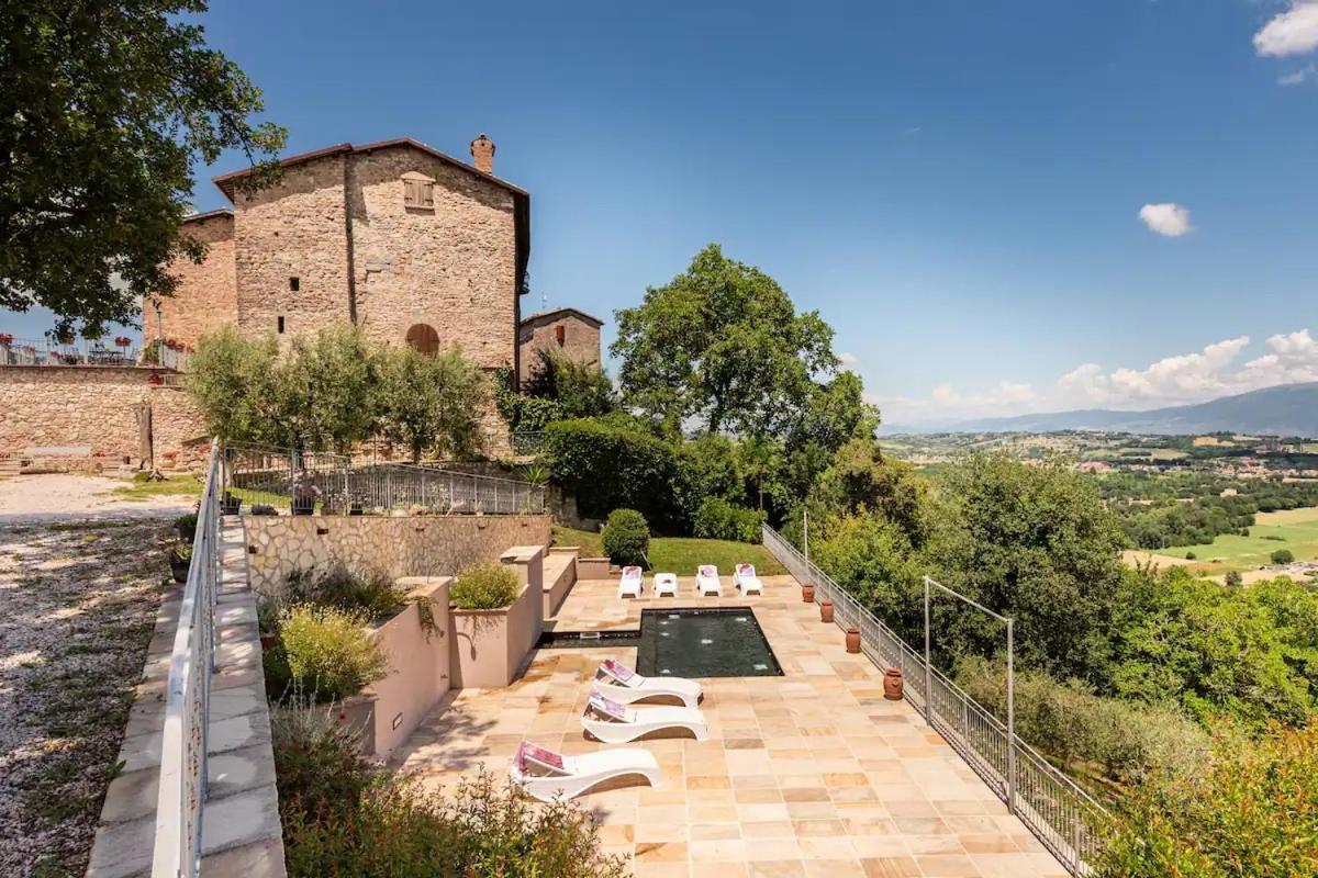 Il Castello Di Perchia Aparthotel Crocemaroggia Luaran gambar