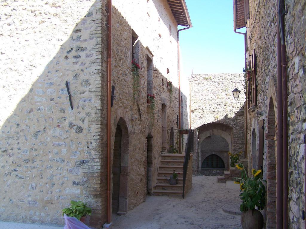 Il Castello Di Perchia Aparthotel Crocemaroggia Bilik gambar