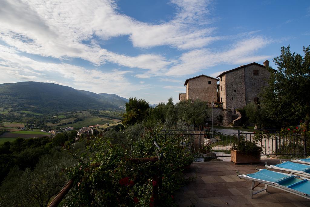 Il Castello Di Perchia Aparthotel Crocemaroggia Luaran gambar