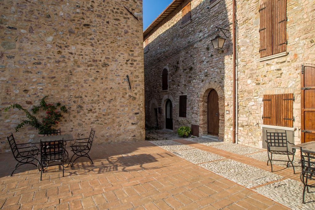 Il Castello Di Perchia Aparthotel Crocemaroggia Luaran gambar