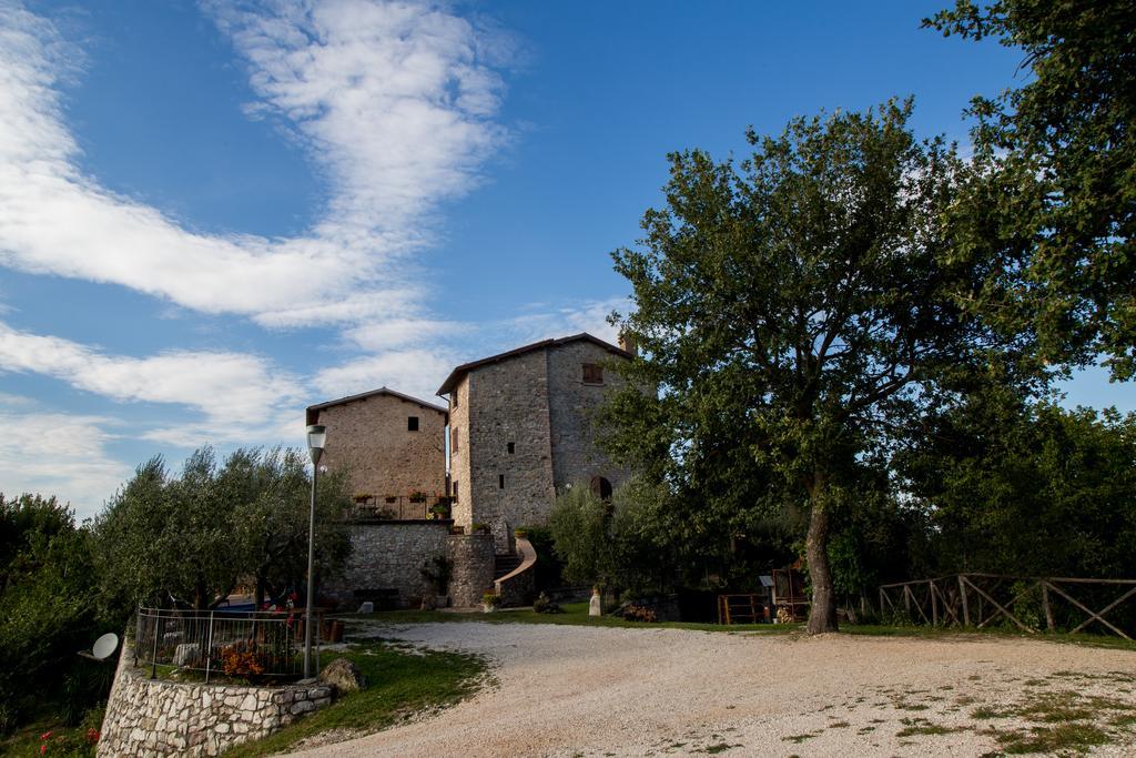 Il Castello Di Perchia Aparthotel Crocemaroggia Luaran gambar