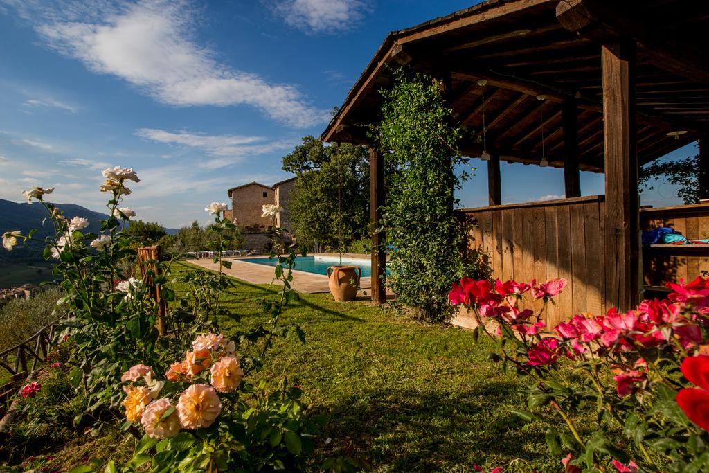 Il Castello Di Perchia Aparthotel Crocemaroggia Luaran gambar