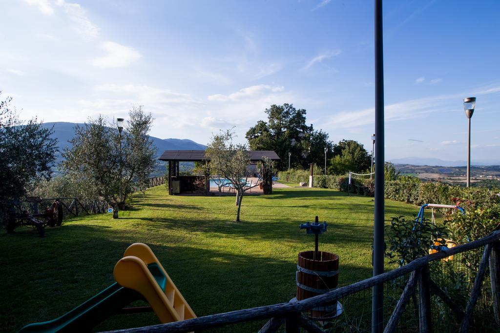 Il Castello Di Perchia Aparthotel Crocemaroggia Luaran gambar