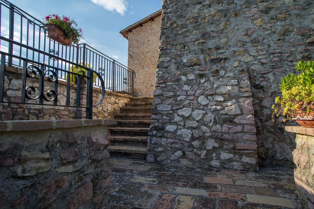 Il Castello Di Perchia Aparthotel Crocemaroggia Luaran gambar